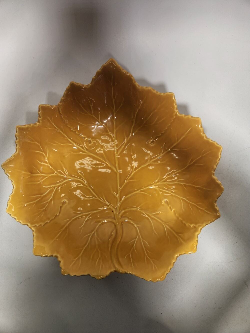 Royal Norfolk Yellow Leaf Embossed Stoneware Serving Bowl 13" Fall Harvest
